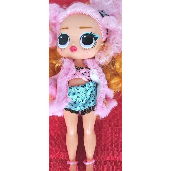 L.O.L.Surprise! Tweens Babysitting Sleepover Party with 20+ Surprises - Picture 14 of 14